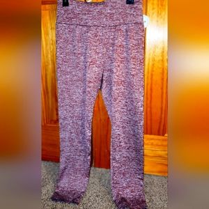 Thick waist band, workout style leggings.